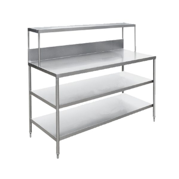 2 ESTANTES INFERIORES Y 1 SUPERIOR ATRÁS 0,90 m